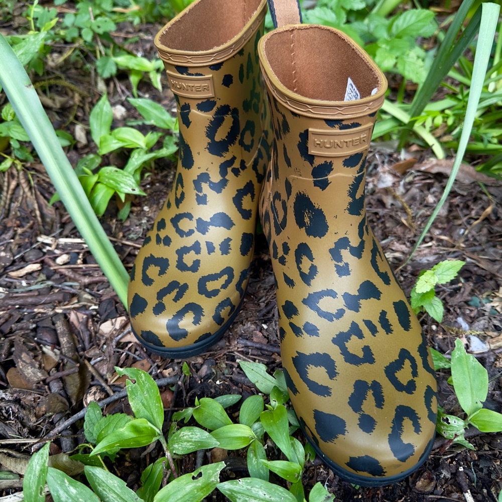 Hunter Tan and Black Leopard Print Boots